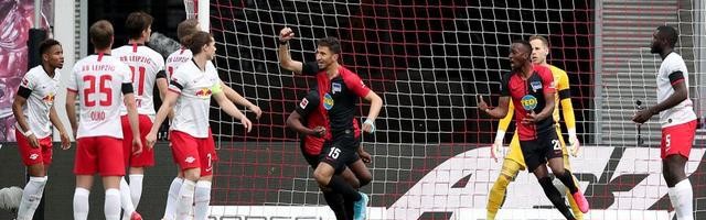  柏林联防守反击奏效客场擒下德甲劲旅