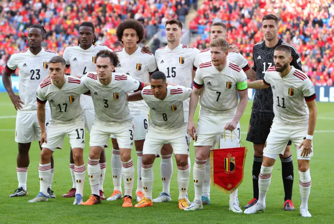  勒沃库森主场憾平错失缩小与榜首分差良机